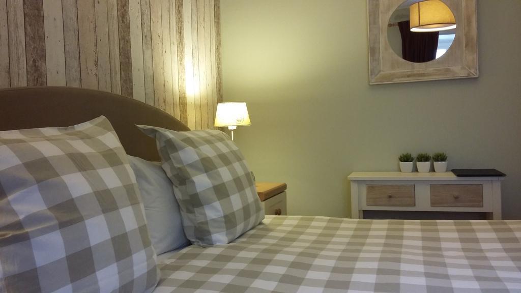 L'Ancien Pressoir Bed & Breakfast Ménil-Hermei Екстериор снимка