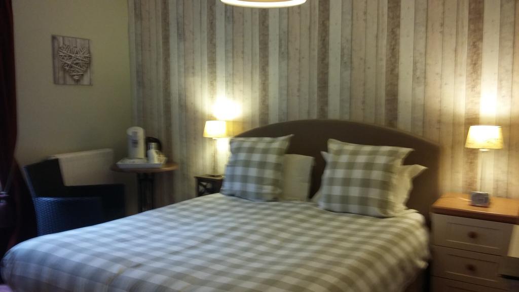 L'Ancien Pressoir Bed & Breakfast Ménil-Hermei Екстериор снимка